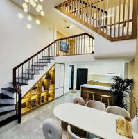 Biệt Thự 5 Tầng Cao Cấp Giữa Trung Tâm Hà Nội Lô Góc 2 Thoáng Nội Thất Sang Xịn Chỉ 8.2 Tỷ