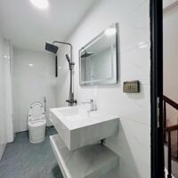 BÁN NHÀ DUY NHẤT  5 TẦNG _DT 35M_ _GIÁ 5,9 TỶ_ FULL NỘI THẤT_KHU DÂN CƯ ĐÔNG ĐÚC_TIỆN ÍCH BẠT NGÀN