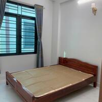 Bán nhà 3 tầng ngõ phố Tự Đông, ph Cẩm Thượng, TP HD, 43.5m2, 4 ngủ, 2 vs, gần mặt đường