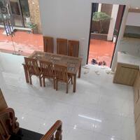 Bán nhà 3 tầng ngõ phố Tự Đông, ph Cẩm Thượng, TP HD, 43.5m2, 4 ngủ, 2 vs, gần mặt đường
