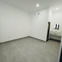 CHO THUÊ NHÀ 2 LẦU ĐẸP CÓ NỘI THẤT KDC 586
