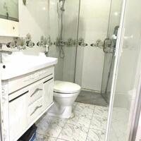 Nhà Mễ Trì Thượng, diện tích 70 m2, 5 tầng, mặt tiền 5.4 m
