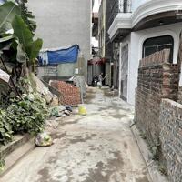 Bán đất giang biên, oto đỗ tận cửa, ngõ nông, sát phố