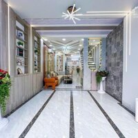 Bán nhà có chỗ đậu oto gần đường nguyễn văn linh giá dưới 4,5 tỷ