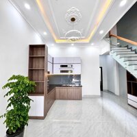 Nhà mới xây 2 lầu 1 trệt hoàn công 4.25 tỷ/86m2