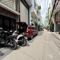CHÍNH CHỦ BÁN NHÀ 5 TẦNG MỚI - LÊ VĂN SỸ Q.3 - HẺM KINH DOANH TRẢI NHỰA 6M - Ô TÔ TRÁNH.  Mô tả: + Vị trí: Lê Văn Sỹ, P12, Quận 3