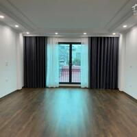 và căn có diên tích 60/72 m2 mặt tiền 5 m, nhà 7 tầng thang máy hai mặt ngõ thoáng trước sau, nhà được thiết kế tầng 2 phòng ngủ, wc,  sđcc, giá bán 29,8 tỷ