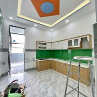 Nhà Cấp 4 - Sổ hồng riêng - 82m2 - gần trường Tân Quý Tây Bình Chánh - 950 Triệu !