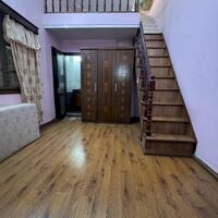 Cho thuê nhà ở hộ GĐ Nguyễn Công Trứ, Hai Bà Trưng 4 tầng x 25m2, 2 ngủ, 3 WC, 8 Triệu