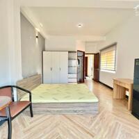 Cho Thuê Căn Hộ Ban Công Full Nội Thất ở Đặng Thùy Trâm gần ĐH Văn Lang Bình Thạnh