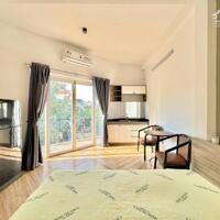 Cho Thuê Căn Hộ Ban Công Full Nội Thất ở Đặng Thùy Trâm gần ĐH Văn Lang Bình Thạnh