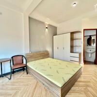 Cho Thuê Căn Hộ Ban Công Full Nội Thất ở Đặng Thùy Trâm gần ĐH Văn Lang Bình Thạnh