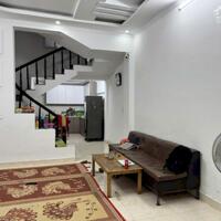 Nhà riêng 56mx 3.5 tầng sân cổng riêng đường Dân Lập. Giá rẻ