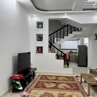 Nhà riêng 56mx 3.5 tầng sân cổng riêng đường Dân Lập. Giá rẻ