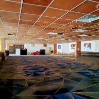 Cho thuê 1100m2 ở Chương Dương. Sẵn hiện trạng mới có thể tận dụng.
