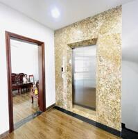 Bán nhà mặt phố Bồ Đề,Long Biên 7 tầng,87m2,mt5.7m lô góc,mặt hồ, kinh doanh nhỉnh 28 tỷ