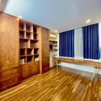Cần bán gấp nhà phân lô phố Nghĩa Tân 57m2, 4T, thang máy, ô tô tránh
