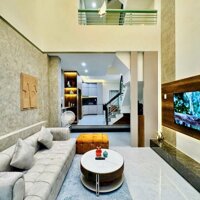 --Bán nhà đường Phổ Quang; phường 2, Tân Bình (5*10) 3 tầng - 8,3 tỷ