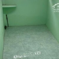 Cho thuê nhà nguyên căn hẻm xe hơi Bình Dương Thị Xã P5 Q11