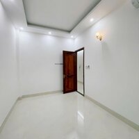 CHO THUÊ NHÀ LẦU ĐẸP KDC HƯNG PHÚ 1 CẦN THƠ GẦN SIÊU THỊ GO