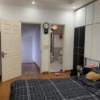Bán nhà mặt ngõ Xã Đàn, gần 40m2, ô tô đỗ cửa, gần phố, 9.35 tỷ