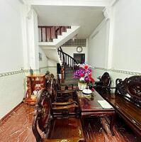 BÁN GẤP NHÀ HẺM XE HƠI 1/ BA THÁNG HAI, QUẬN 10 – 50M2 3 LẦU 5PN - GIẢM SÂU CÒN HƠN 9 TỶ