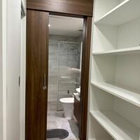 Bán căn hộ Kingdom , 2PN, 2WC ,78m2 , Căn Góc , Block B , View Đông Nam , Nhìn Về Quận 1   Giá : 7.2 Tỷ  Liên Hệ : 0395737538