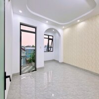 4 căn nhà phố 1 trệt 2 lầu đường Phạm Ngũ Lão
