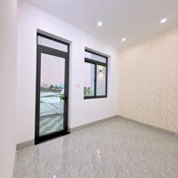 4 căn nhà phố 1 trệt 2 lầu đường Phạm Ngũ Lão