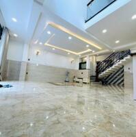 BÁN GẤP 210m2 VILLA Tân Cổ Điển hẻm xe hơi 202 Phạm Văn Hai, sát Cách Mạng Tháng 8, chỉ 11,9 Tỷ