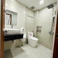 BÁN GẤP 210m2 VILLA Tân Cổ Điển hẻm xe hơi 202 Phạm Văn Hai, sát Cách Mạng Tháng 8, chỉ 11,9 Tỷ