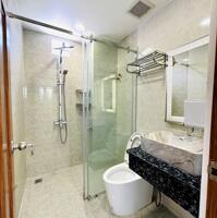 BÁN GẤP 210m2 VILLA Tân Cổ Điển hẻm xe hơi 202 Phạm Văn Hai, sát Cách Mạng Tháng 8, chỉ 11,9 Tỷ