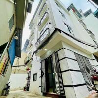 Nhỉnh 5 tỷ, lô góc, Phú Lương, ngõ rộng, nhà mới, dt 35m2,5 tầng, MT 5,7m, 5 tầng, MT 5,7m