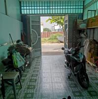 Hàng ngon nhà MT Tân Xuân 3 , Hóc Môn   2Tx 140 m2 . Giá chỉ  6.1 tỷ (TL).