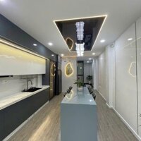 Bán nhà khu MTNB Bàu Cát . Quận Tân Bình . DT : 4 x 18.2m . 5 Lầu . Giá : 13.8 tỷ