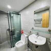 BÁN GẤP NHÀ Y MIẾU ĐỐNG ĐA 35m2, 4 TẦNG MẶT TIỀN 4,3m GIÁ  9.9 TỶ