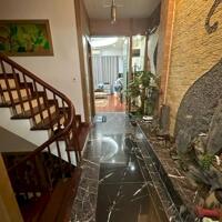 Bán nhà ĐẸP Âu Cơ - 60m2 x 6T x MT 4.5 - Gara Oto - Ngõ thông muôn ngả - Hướng ĐN