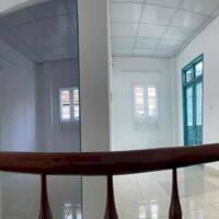 Cc cần bán nhà 3 tầng kiệt Nguyễn Trường Tộ, TT HẢI CHÂU, giá sập sàn chỉ nhỉnh 5 tỷ.