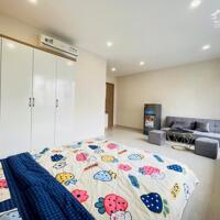 Căn hộ ban công full nội thất 40m2 gần ĐH UEH Đường 3/2 Quận 10