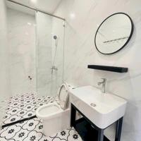 Căn hộ ban công full nội thất 40m2 gần ĐH UEH Đường 3/2 Quận 10