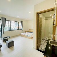 Căn hộ ban công full nội thất 40m2 gần ĐH UEH Đường 3/2 Quận 10