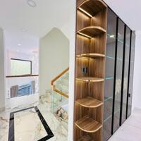   Căn góc 2MT đường Hồng Lạc - Lạc Long Quân. DT: 5x14m [vuông vức]   Nhà 6 Tầng siêu đẹp, Chỉ 9.5 tỷ TL