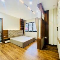 14.5 Tỷ- Mặt phố- Lô Góc- 6 Tầng- Thang Máy- Hàng Xóm Royal City- Cự Lộc- Thanh Xuân