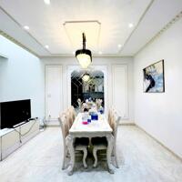 Nhà 3 tầng 110m2, nở hậu đẹp, đường Hoàng Diệu, Hải Châu gần cầu Rồng, sông Hàn