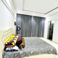 Nhà 3 tầng 110m2, nở hậu đẹp, đường Hoàng Diệu, Hải Châu gần cầu Rồng, sông Hàn