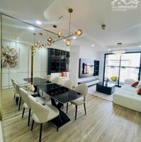 Bán căn hộ chung cư Nam Cường ngõ 234 Hoàng Quốc Việt – 96m2 ( 3PN) – giá 5,8 tỷ.