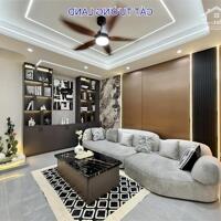 Nhà cực đẹp, Nội thất Cao Cấp. Đường 10m Phạm Văn Chiêu, P.14. Giá 9.9 tỷ
