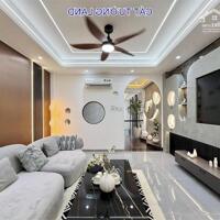 Nhà cực đẹp, Nội thất Cao Cấp. Đường 10m Phạm Văn Chiêu, P.14. Giá 9.9 tỷ