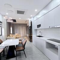 Siêu phẩm mặt ngõ Hoa Lâm, thông ô tô tránh, 85m2, thang máy, kinh doanh tốt