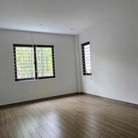 Siêu phẩm mặt ngõ Hoa Lâm, thông ô tô tránh, 85m2, thang máy, kinh doanh tốt